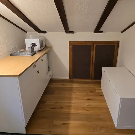 Charming Louisa Roof - Keine Kueche Appartement *